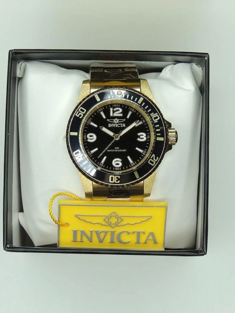 NWT Invicta Specialty Rowan Men's Watch 40 MM Gold Bracelet And Case Quartz NWT